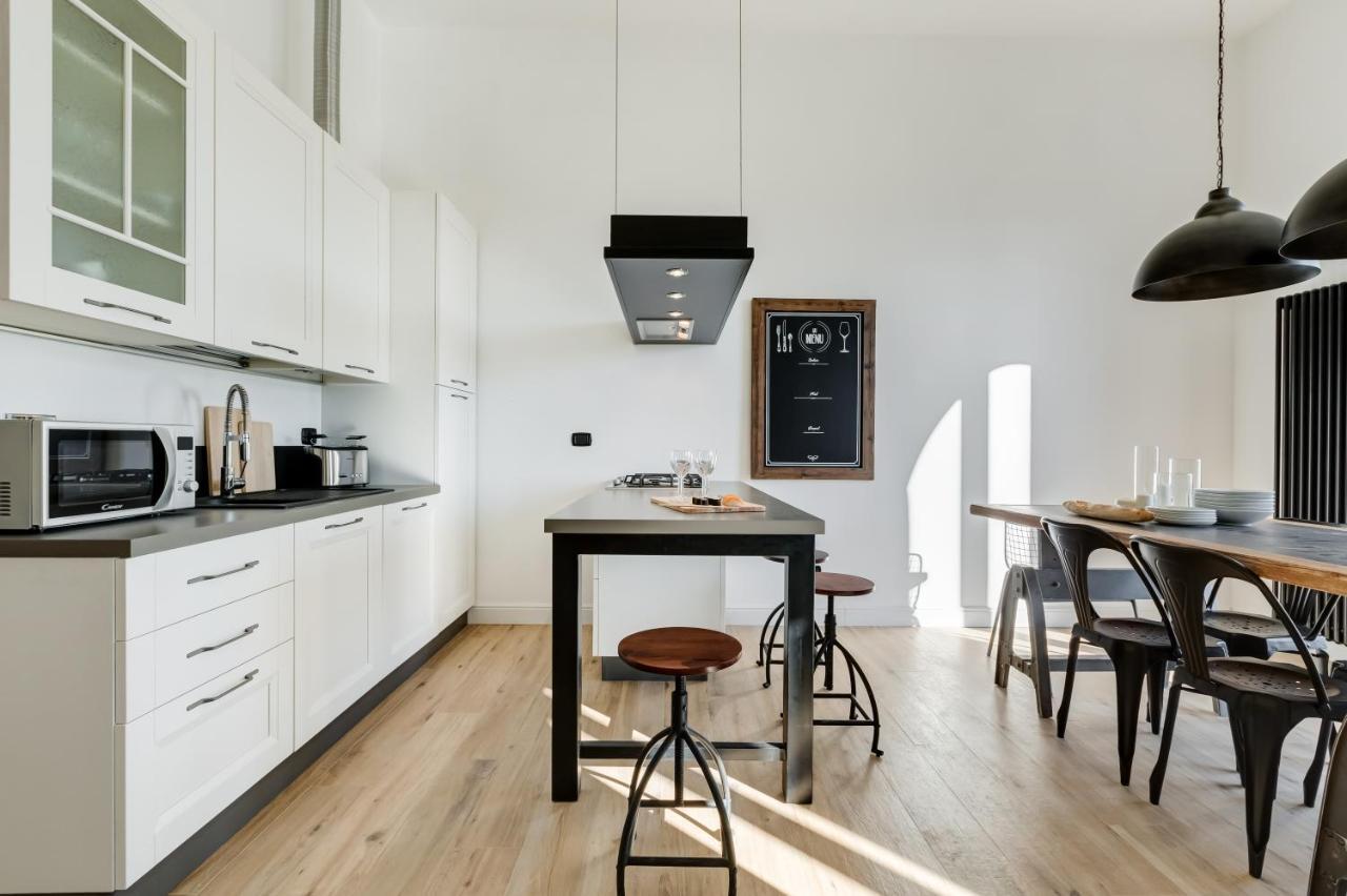 רומא Bmga L Glam Industrial 3-Bed Apartment In Termini מראה חיצוני תמונה