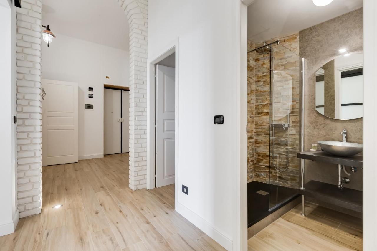 רומא Bmga L Glam Industrial 3-Bed Apartment In Termini מראה חיצוני תמונה