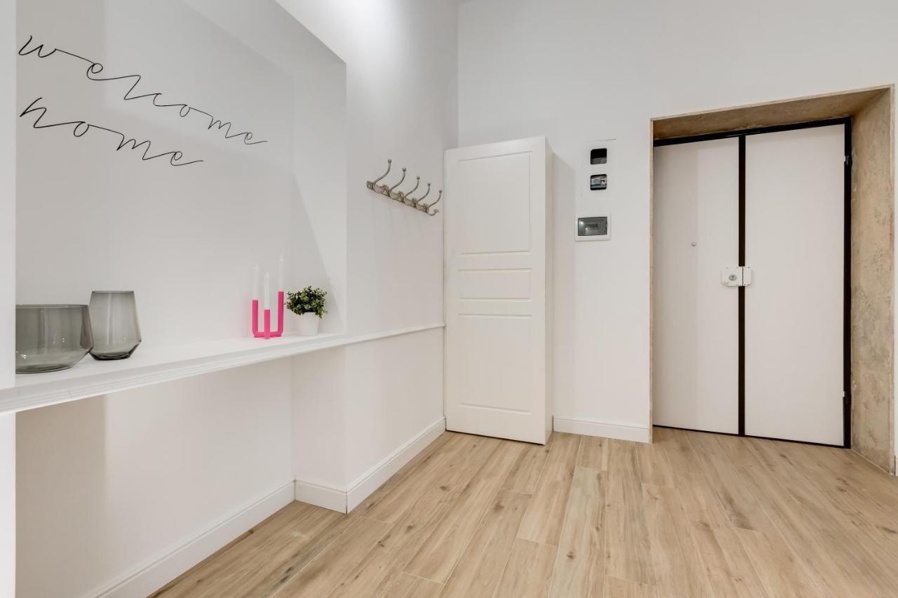 רומא Bmga L Glam Industrial 3-Bed Apartment In Termini מראה חיצוני תמונה